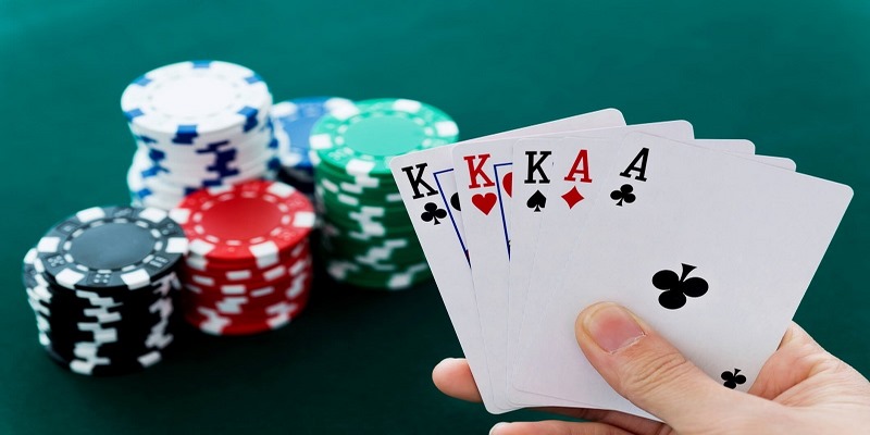 Thứ Tự Bài Poker - Tầm Quan Trọng Đáng Kể Trong Game